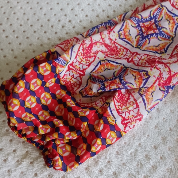 Fig and Flower Anthropologie Blouse Top Size Small Geometric Button V Neck - Picture 5 of 12